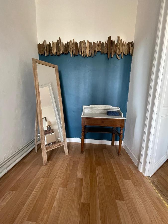 La Maison Du Port Mortagne-sur-Gironde Екстериор снимка