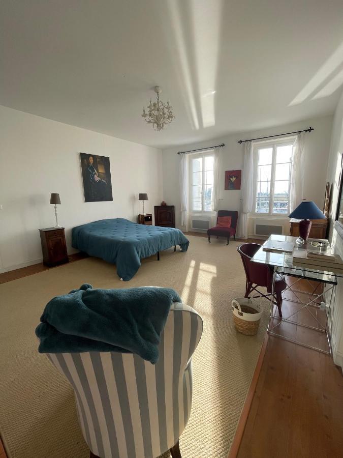 La Maison Du Port Mortagne-sur-Gironde Екстериор снимка