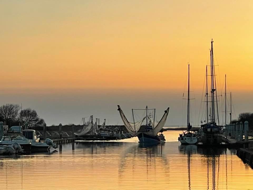 La Maison Du Port Mortagne-sur-Gironde Екстериор снимка
